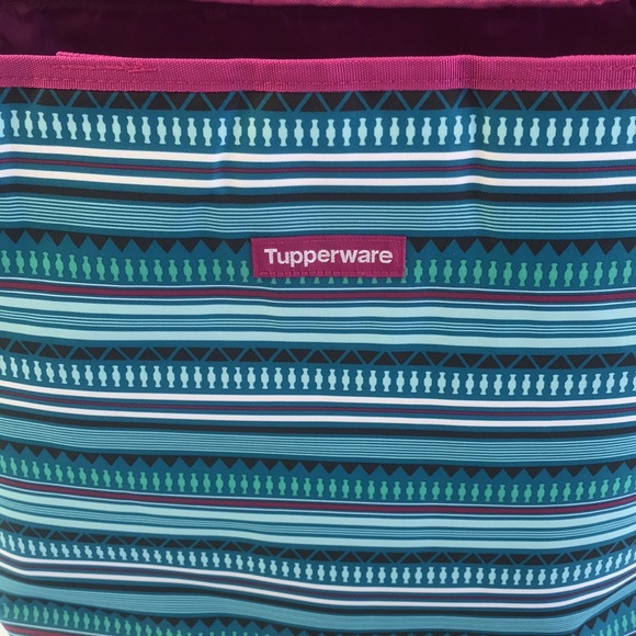 New Tupperware Picnic Suitcase - Picture 6 of 8